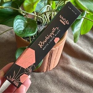 *NIB* 4 for 16$ WHAT’S UP Rosehippity Matte Liquid Blush Shade Osiana